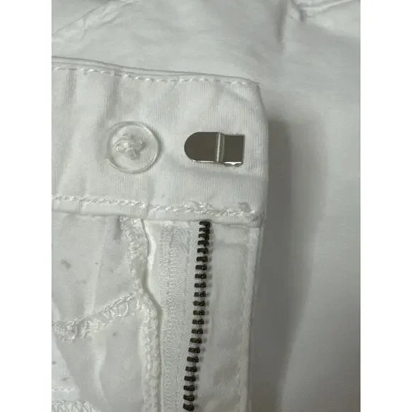 Anne Klein Jeans Size 14 White Denim Shorts, Slip Pockets in Front and Back - Picture 6 of 6